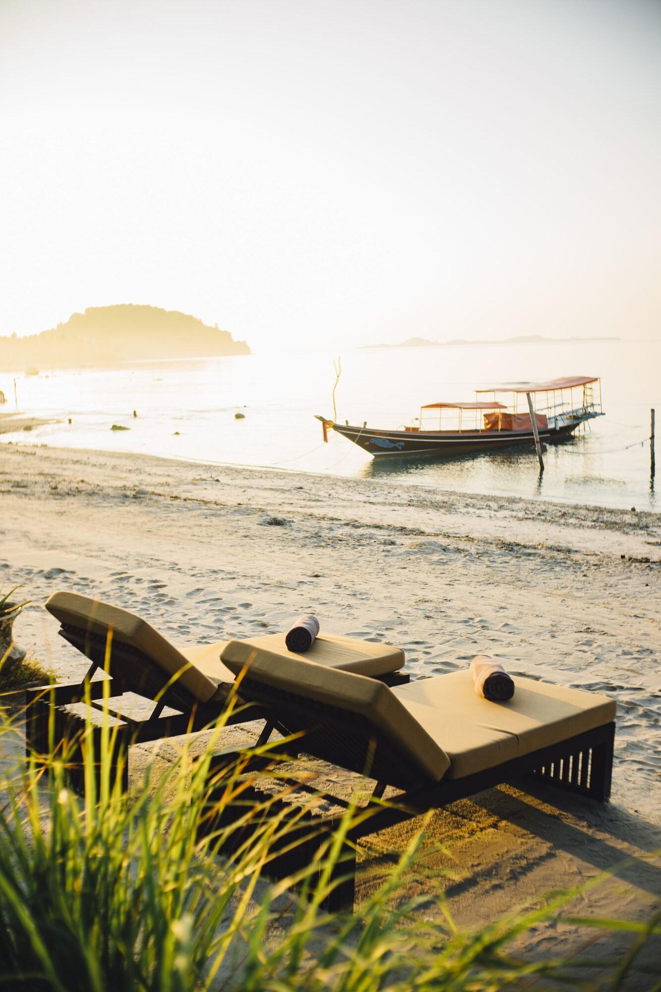 The Beach Samui Hotel Taling Ngam  Exterior photo